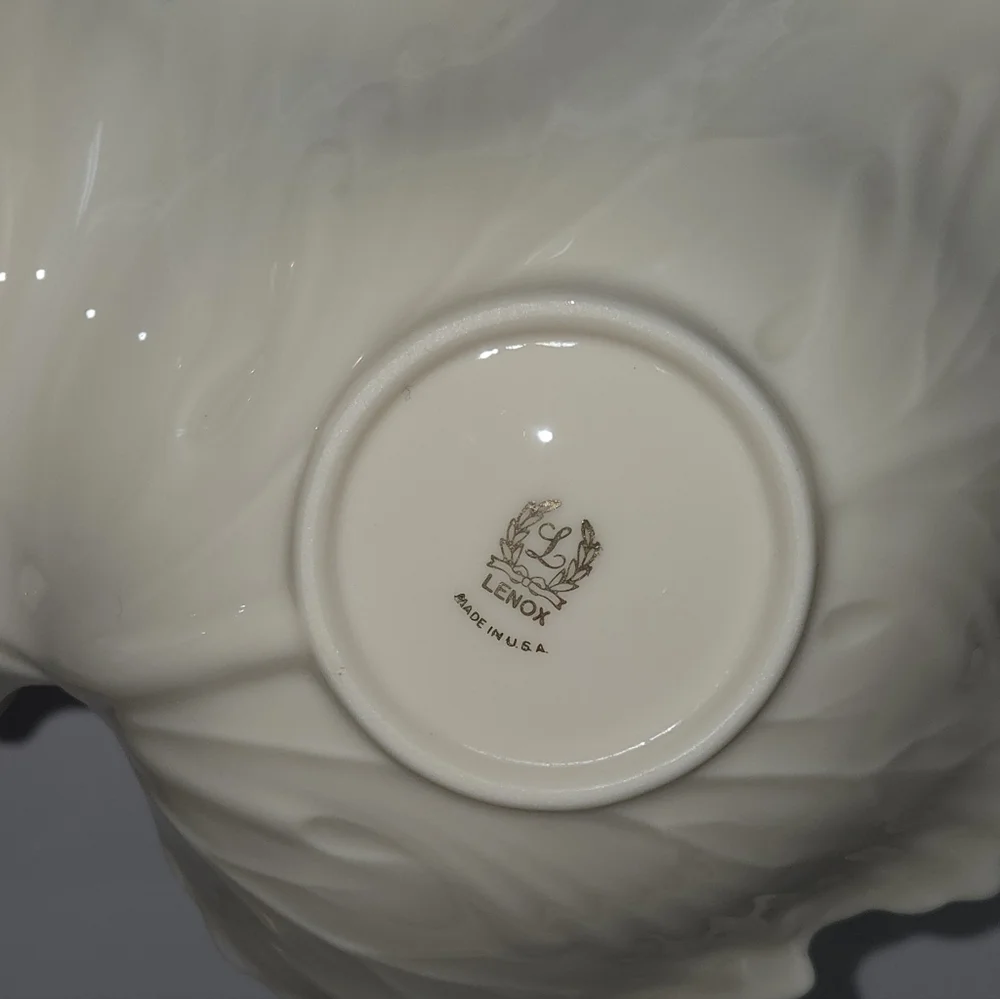 Lenox Double Cabbage Leaf Handled Porcelain Candy Nut Dish Bowl